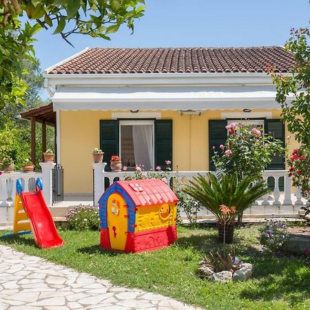 Kariá Holiday Home Lefkimmi  Dış mekan fotoğraf
