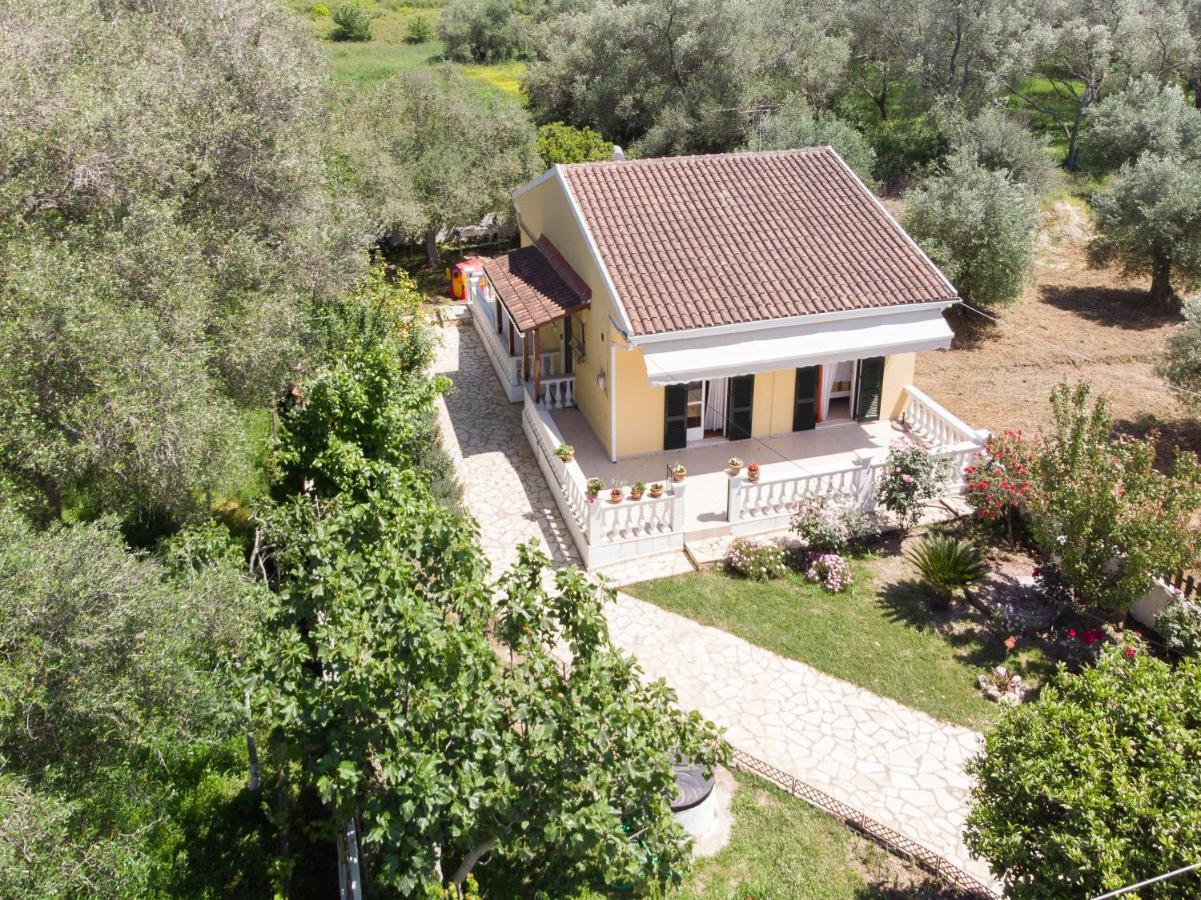 Kariá Holiday Home Lefkimmi  Dış mekan fotoğraf