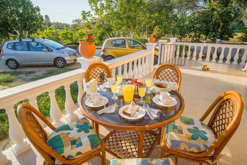 Kariá Holiday Home Lefkimmi  Dış mekan fotoğraf