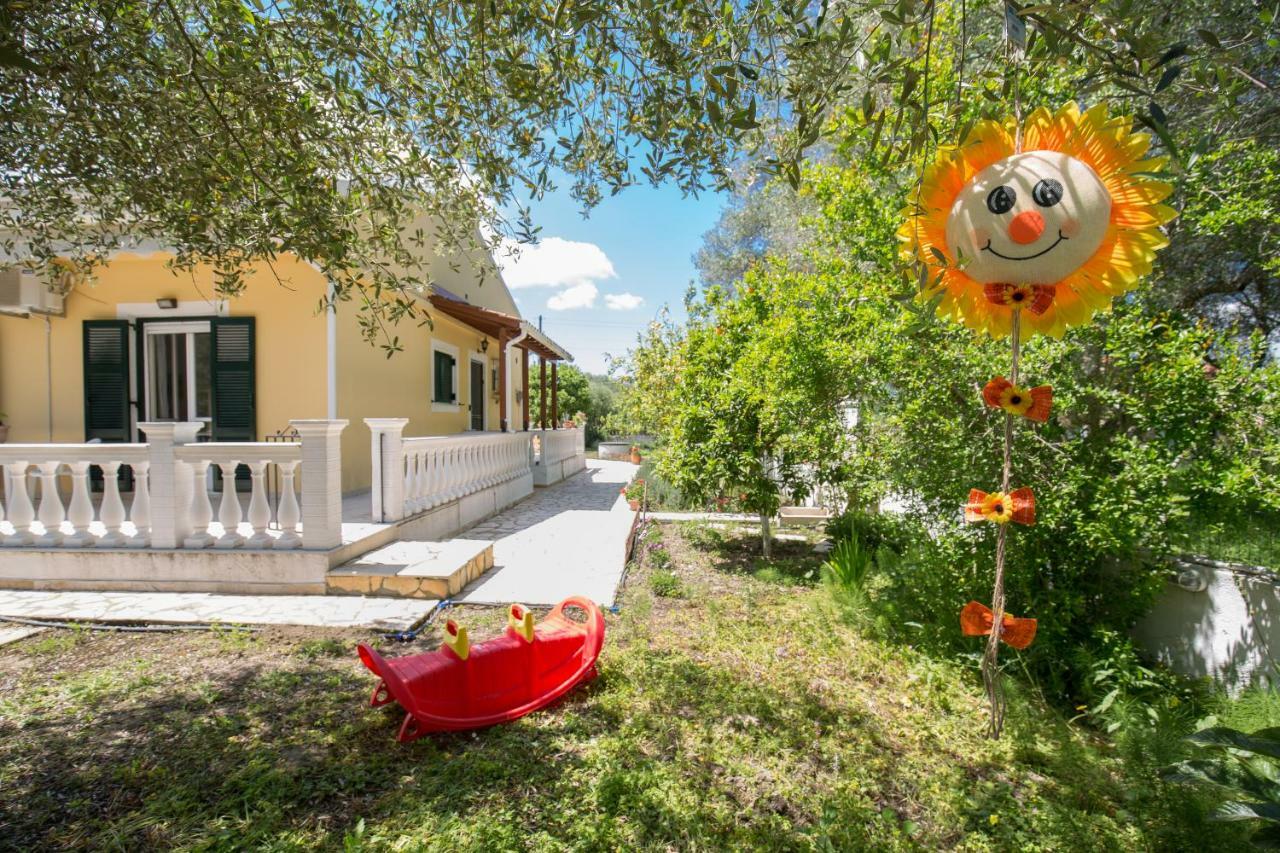 Kariá Holiday Home Lefkimmi  Dış mekan fotoğraf